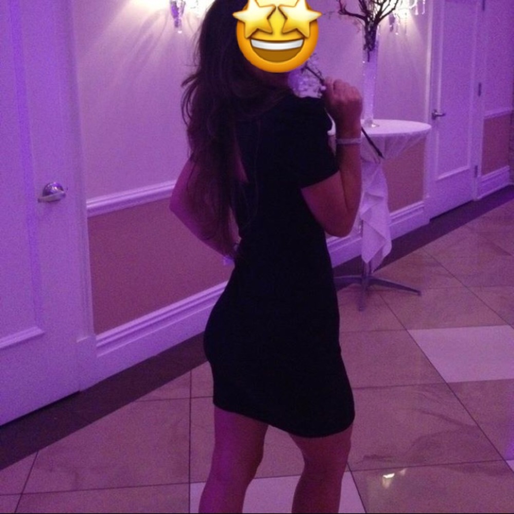 Dress - Picture 3 of 3